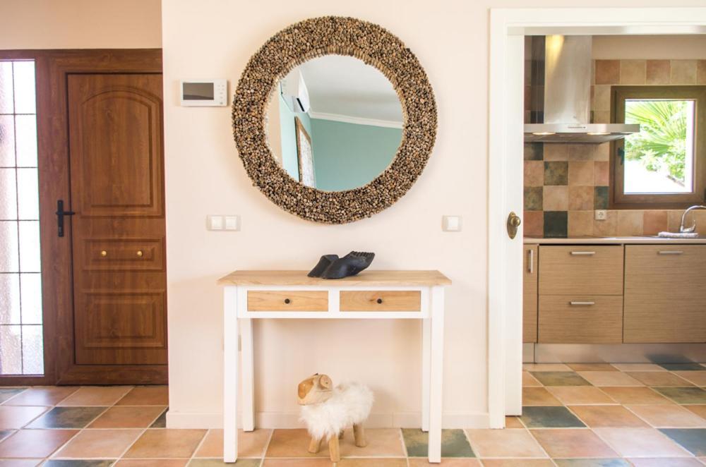 Luxurious Villa With Amazing Sea View And Pool Caleta De Fuste Bagian luar foto