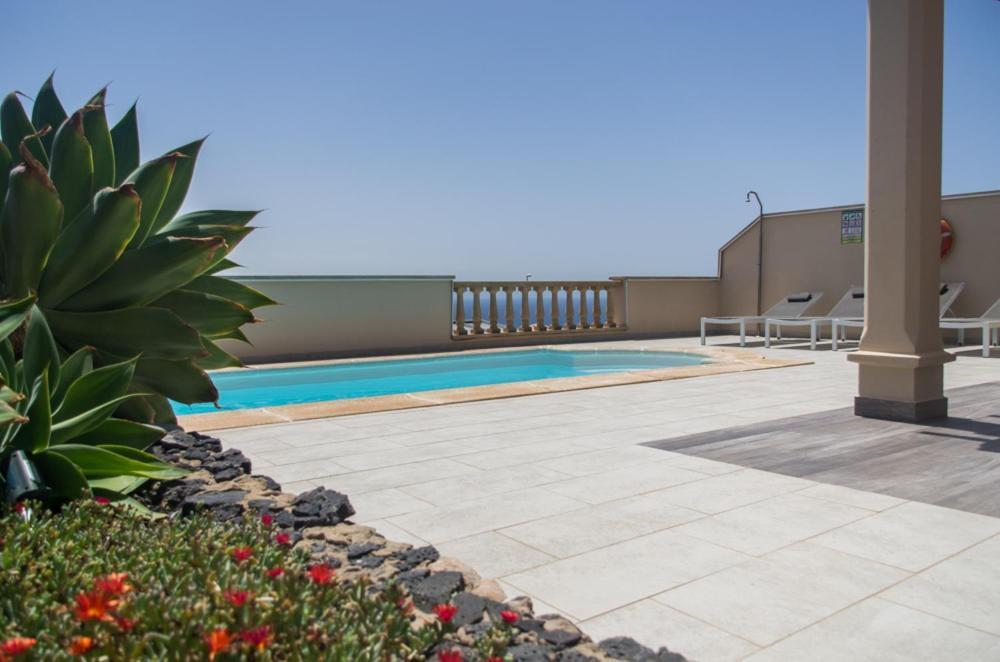 Luxurious Villa With Amazing Sea View And Pool Caleta De Fuste Bagian luar foto